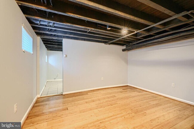 Building Photo - 1650 S Charles St