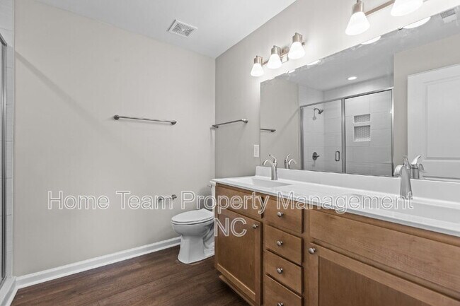 Building Photo - 214 N Guthrie Ave