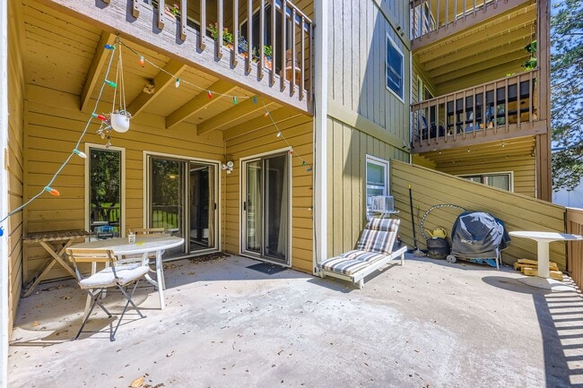 Building Photo - 2962 Shadow Creek Dr