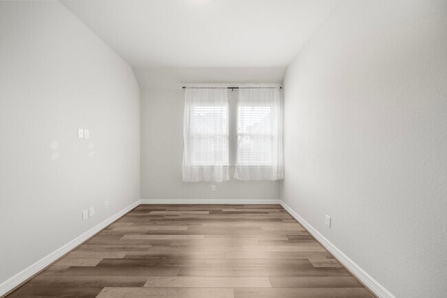 Building Photo - 27130 Spanish Wind Ct