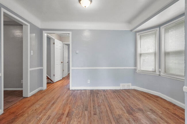 Building Photo - 19356 Westmoreland Rd