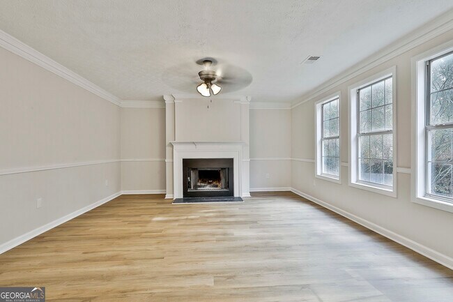 Building Photo - 76 Championship Ct