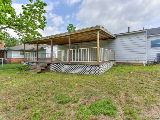 Building Photo - 2609 Mickey Rd