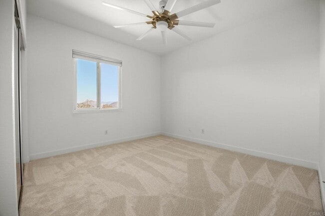 Building Photo - 7479 Mermaid Ln