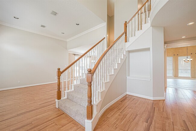 Building Photo - 13135 Finch Brook Dr