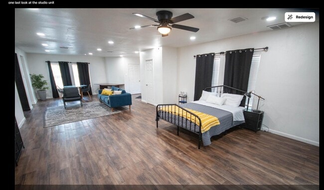 Building Photo - 2817 Southmore Blvd