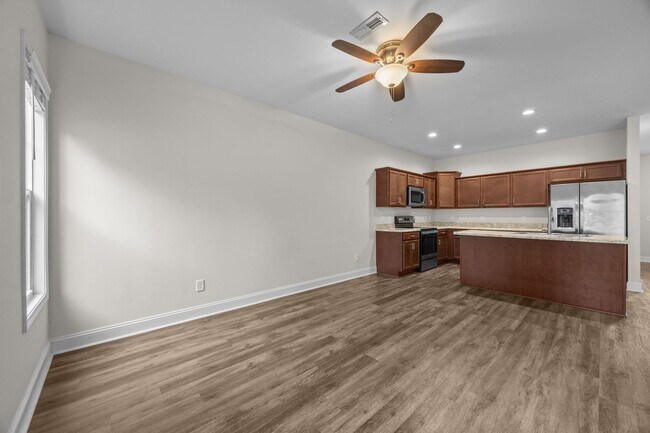 Building Photo - 211 N Stingray Ln