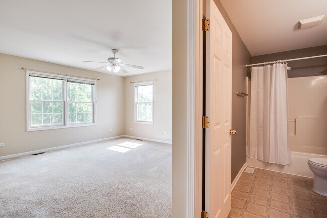 Building Photo - 662 Chaney Ct