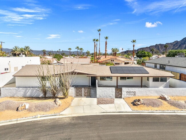 Building Photo - 51480 Avenida Obregon