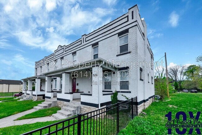Building Photo - 1536 E Livingston Ave