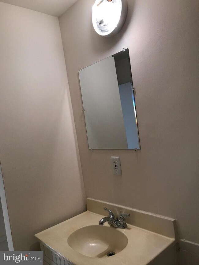 Building Photo - 4116 Ferrara Terrace