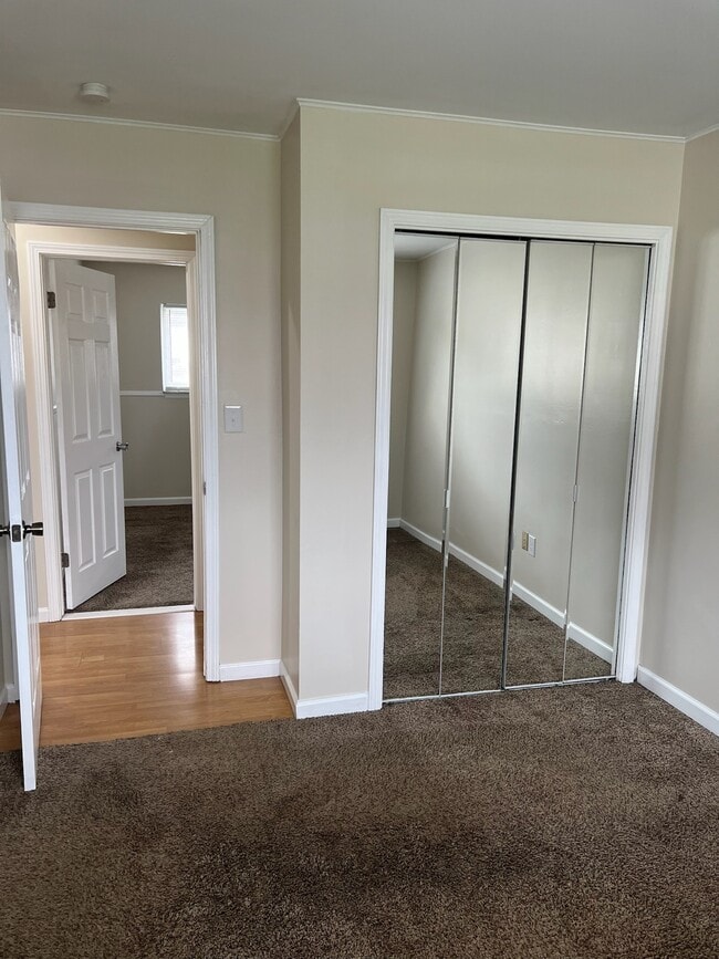 Building Photo - 16621 Wilson Ave