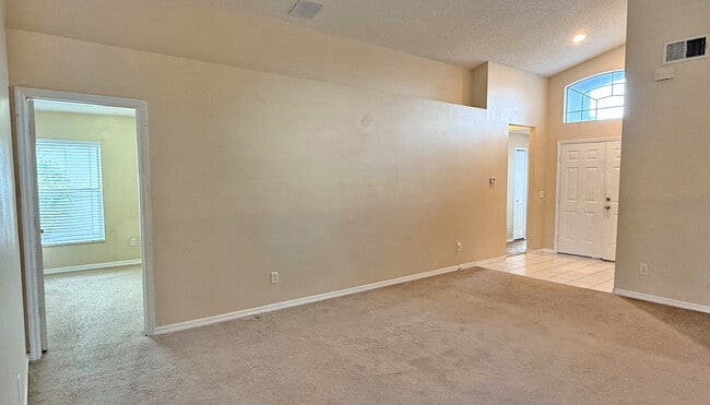 Building Photo - 332 Cheshire Way