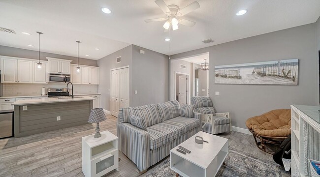 Building Photo - 11773 Forest Park Cir