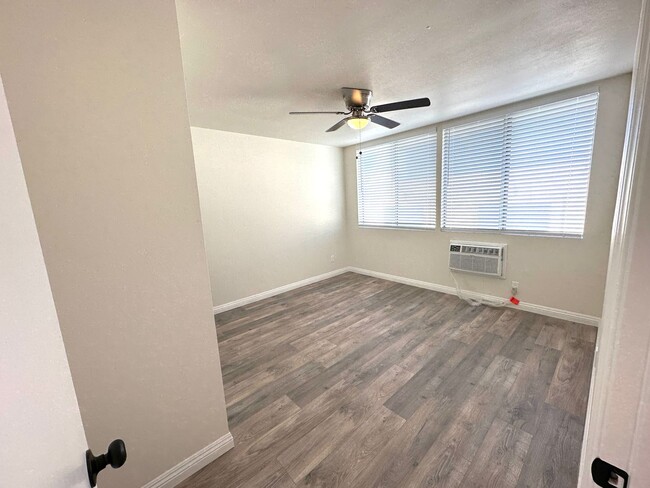 Building Photo - 160 S Michigan