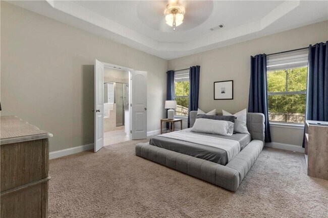 Building Photo - Beautiful Home in Tivoli