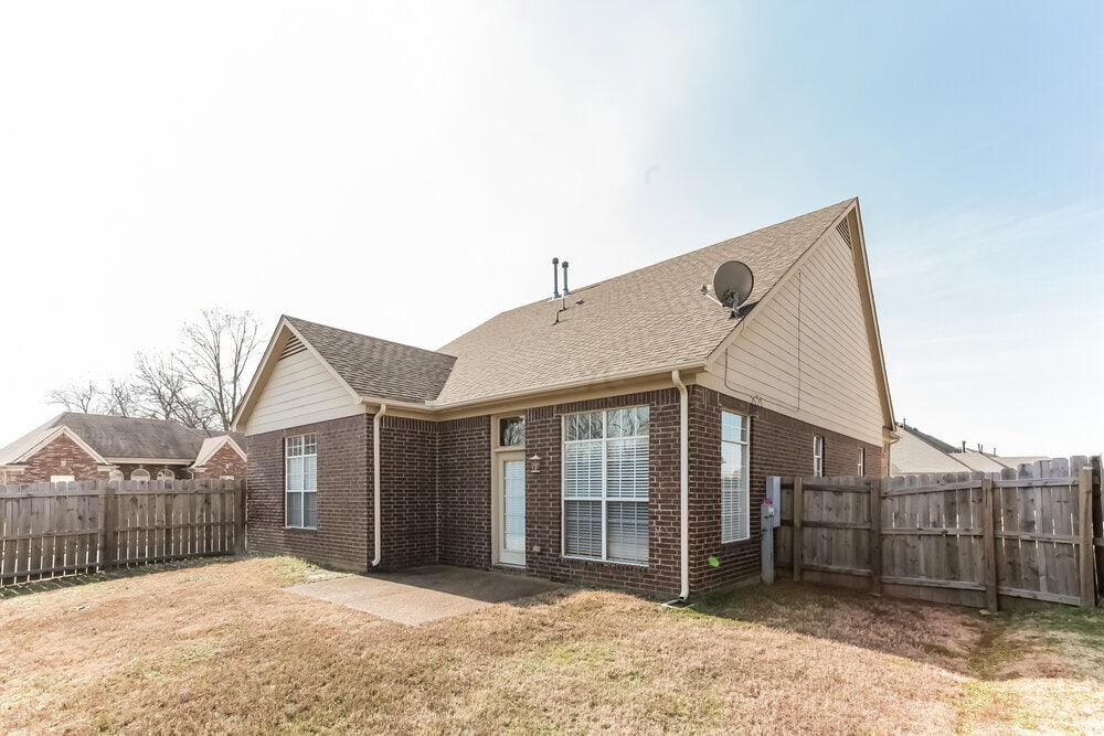 Building Photo - 2770 Hidden Falls Dr