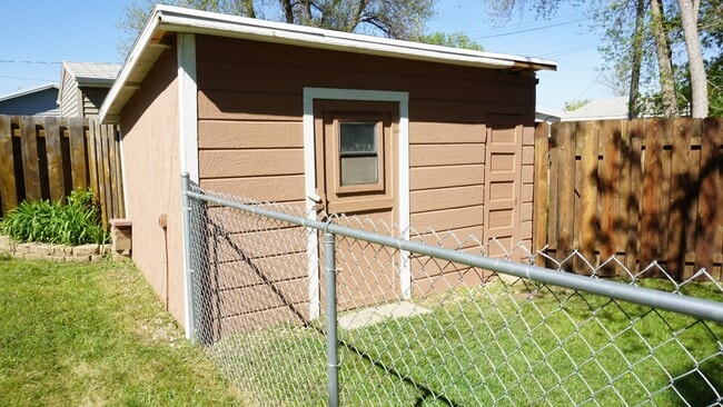 Building Photo - Cozy Home with 2-stall Shop/Garage and fenced yard