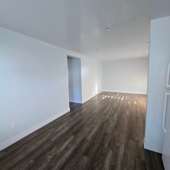 Living Room - 1272 Van Pelt Ave