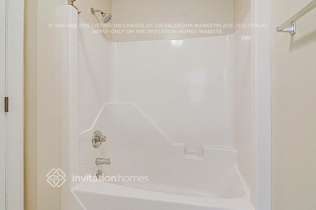 Building Photo - 45 Dawn Ave