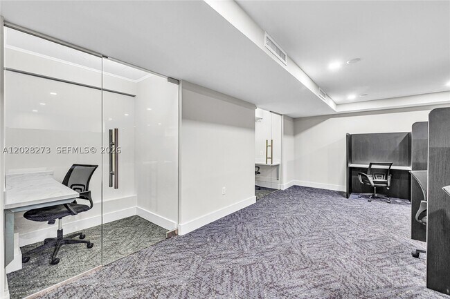 Building Photo - 11 11th St
