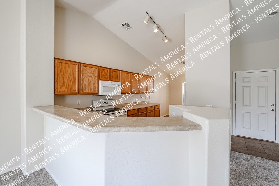 Building Photo - 6718 S Garnet Way