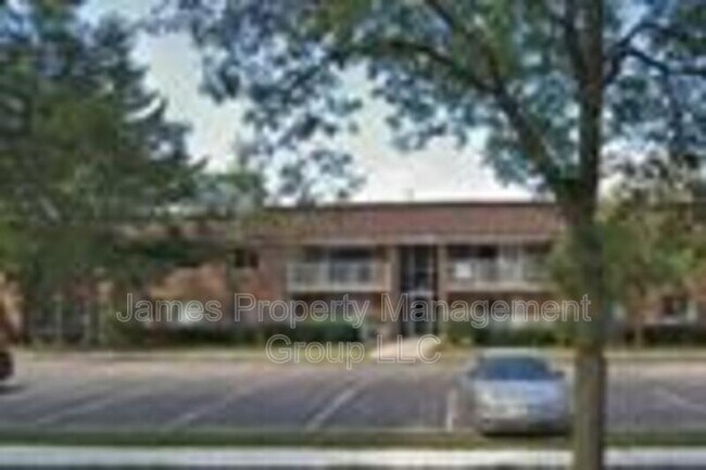 Building Photo - 1102 Westover Ln