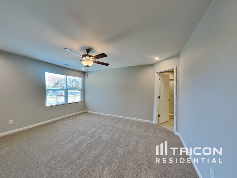Building Photo - 4264 Socata Ct