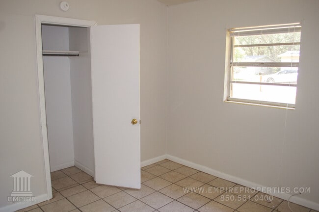 Building Photo - Renovated Home South of FSU