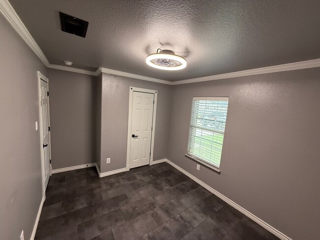 Building Photo - 16135 Green Plume Ln