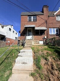 Building Photo - 7007 Greenwood Ave