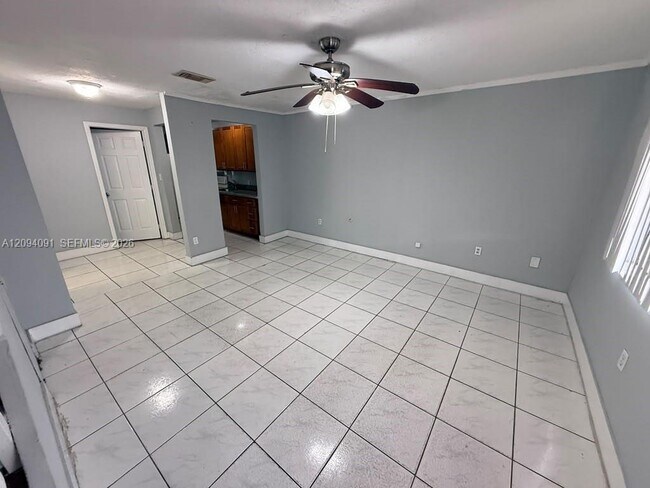 Building Photo - 633 W 68th St