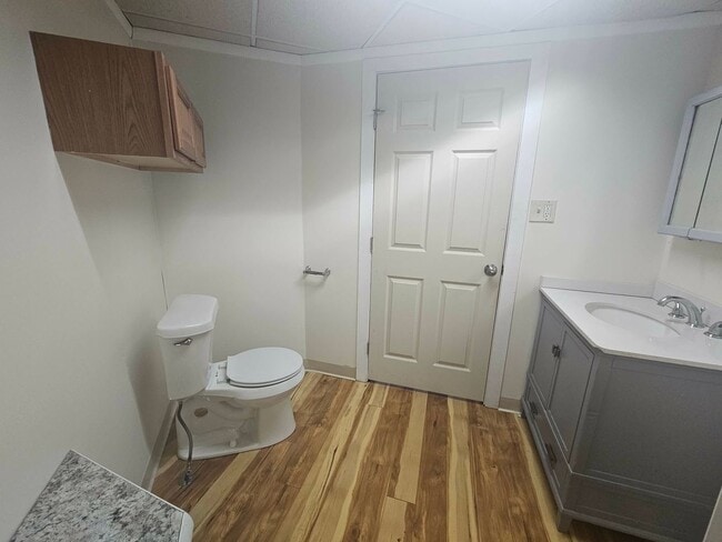 Building Photo - Studio Apartment Available for Rent