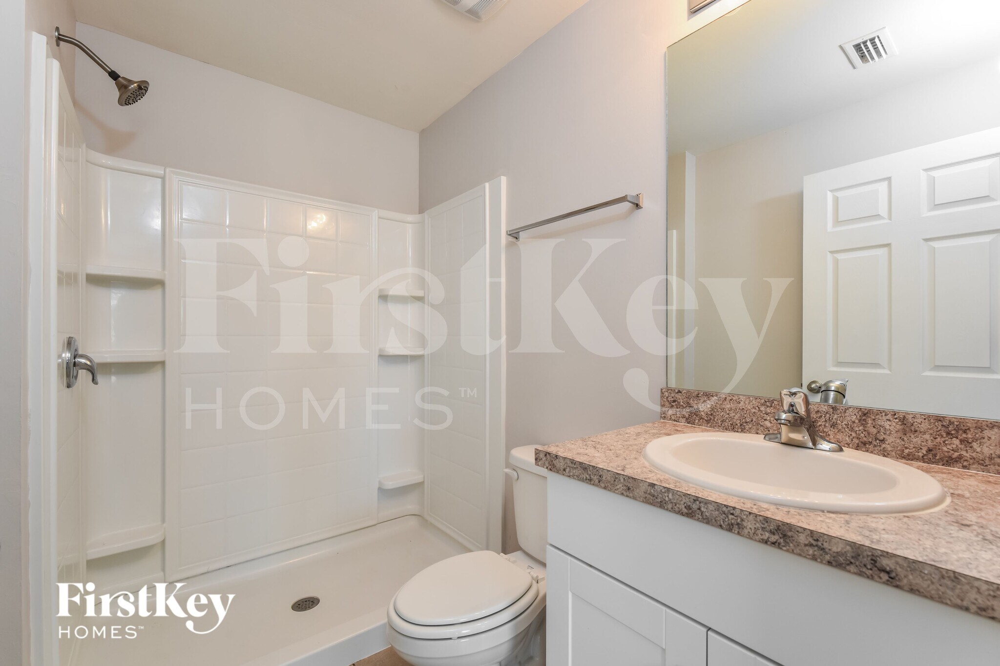 Building Photo - 1195 Desmond St