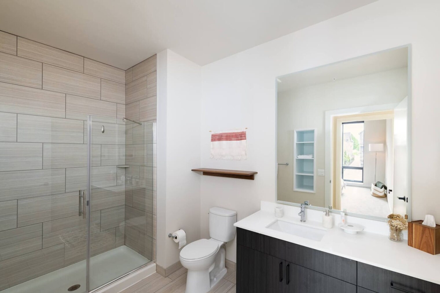 Building Photo - 1632 N Franklin Pl