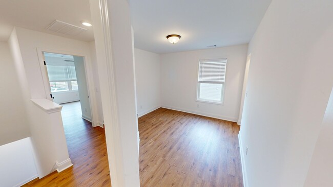 Building Photo - The Villages at Bear Creek 2 Bedroom Townh...