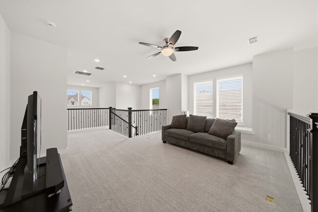 Building Photo - 26307 Camden Cyn Ave