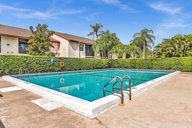Building Photo - 22017 Palms Way