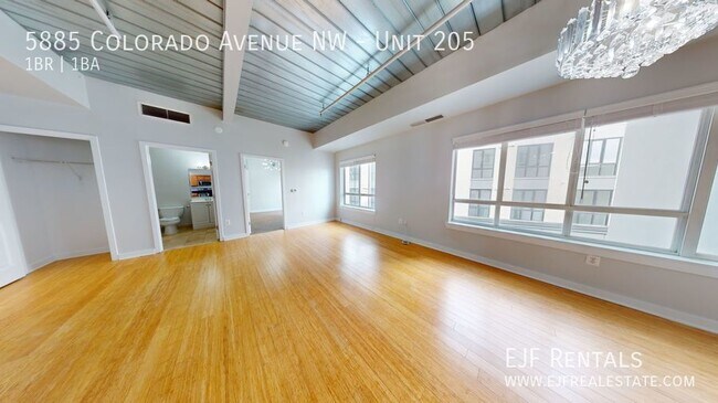 Building Photo - 5885 Colorado Ave NW