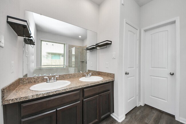 Building Photo - 15837 Roberto Clemente Ct