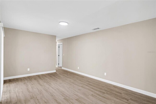 Building Photo - 5522 Fulmar Dr