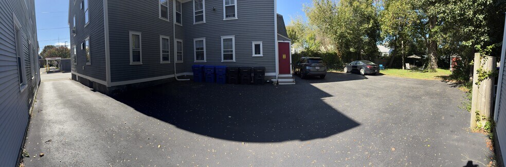 Building Photo - 48 Market St