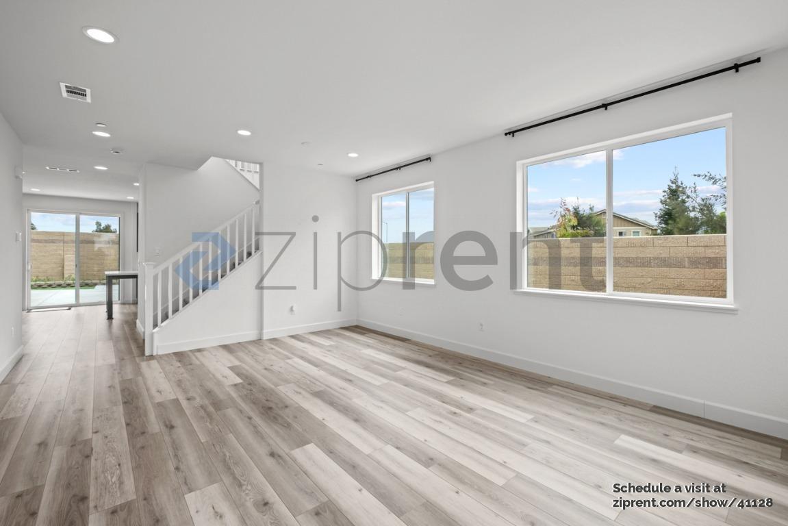 Building Photo - 4776 Opus Cir