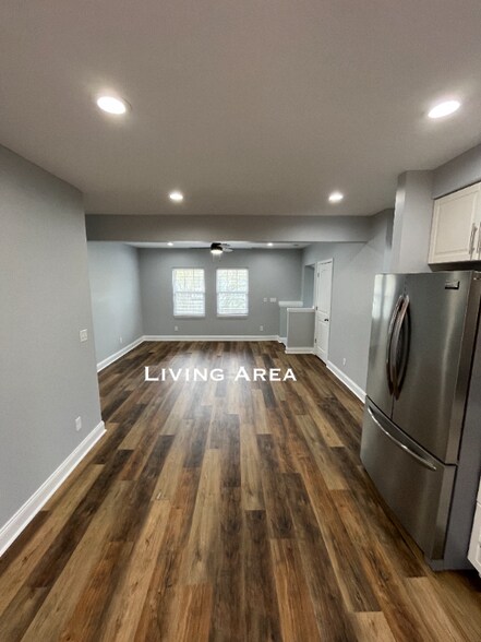 Building Photo - 1014 Villa Ave
