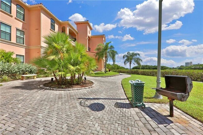 Building Photo - 2755 Via Capri