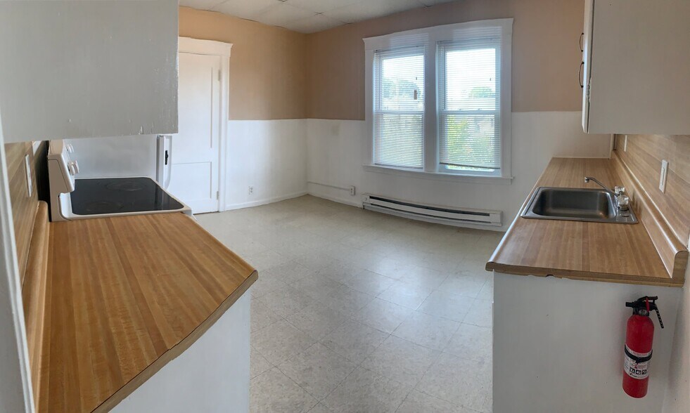 Building Photo - 3 Negus St