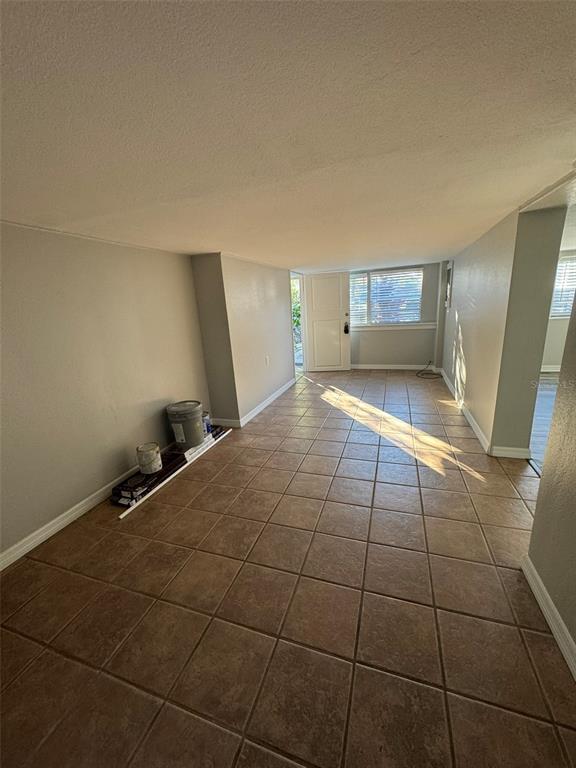 Building Photo - 3107 S Crystal Lake Dr