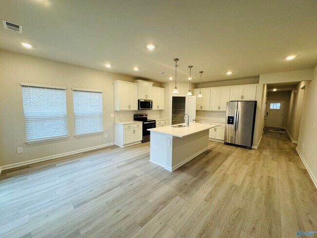 Building Photo - 29362 Satilla Cir