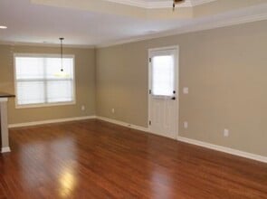 Building Photo - 2451 Waterstone Cir