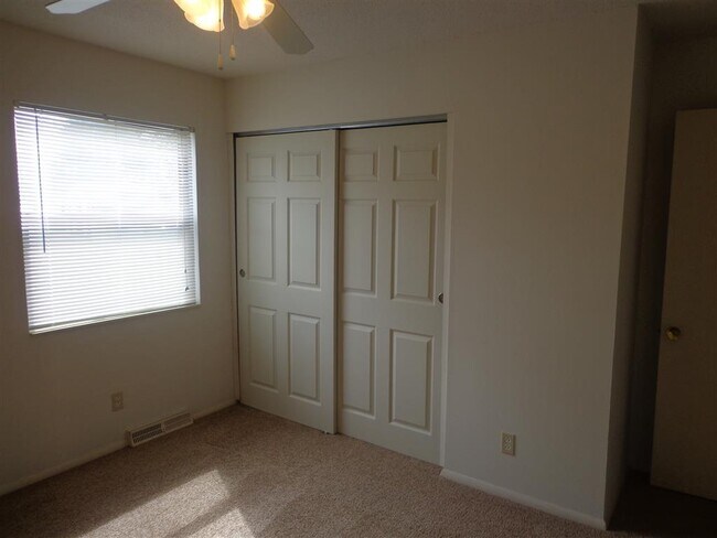 Second brm with double closet - 3141 Manley Rd